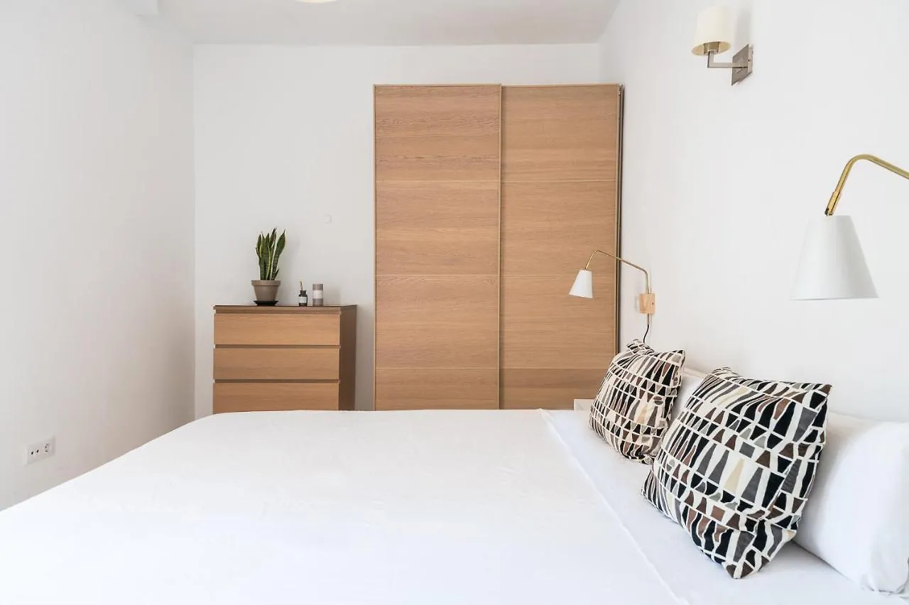 Apartment Spacious 3 Bed Apt In The Heart Of Sant Antoni Barcelona Spain