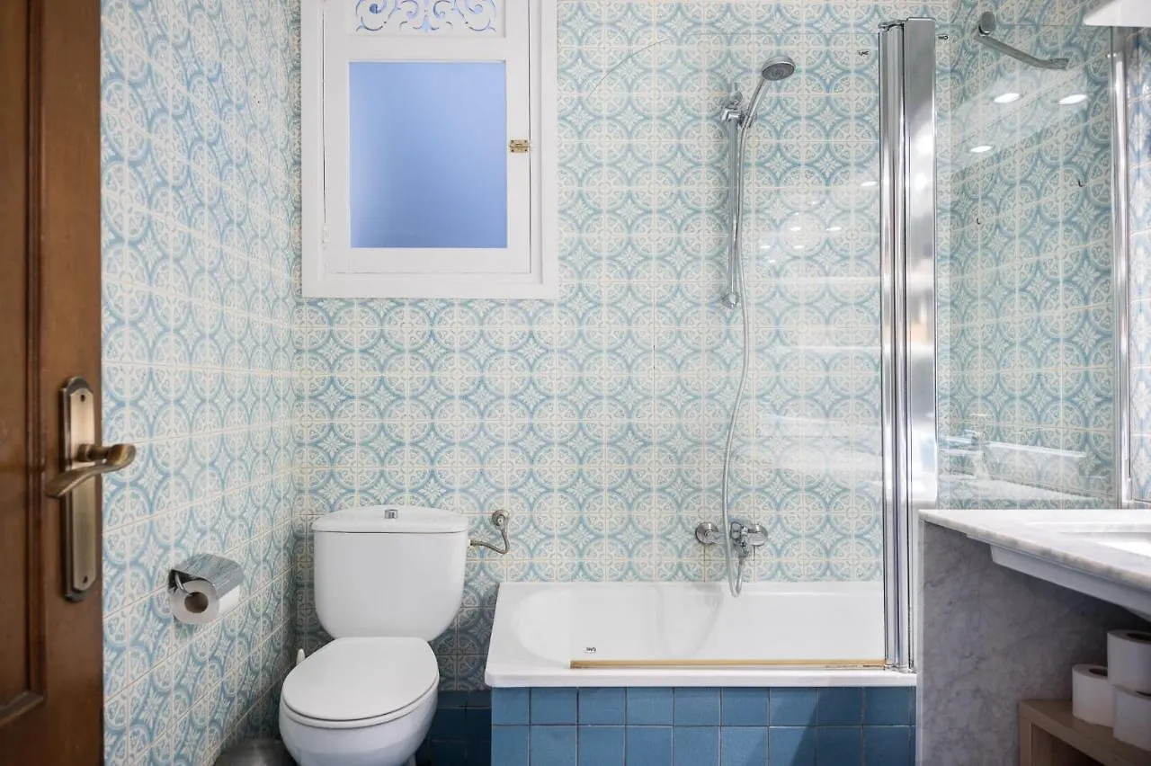 Apartment Spacious 3 Bed Apt In The Heart Of Sant Antoni Barcelona Spain